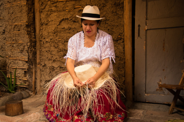 Homero-Ortega-Panama-Hat-Maker