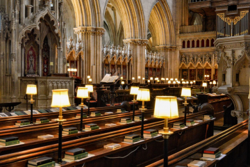 wells cathedral choir and bishops seat