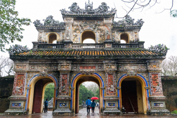 duc chuong gate